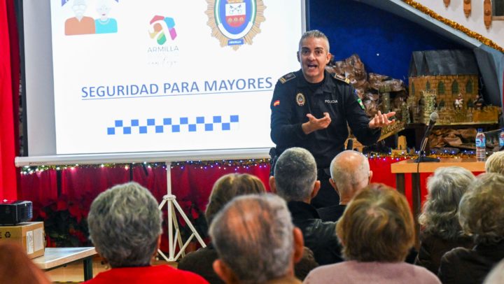 Charla Mayores 49