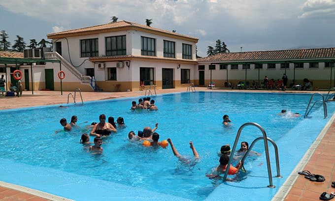 Piscina armilla
